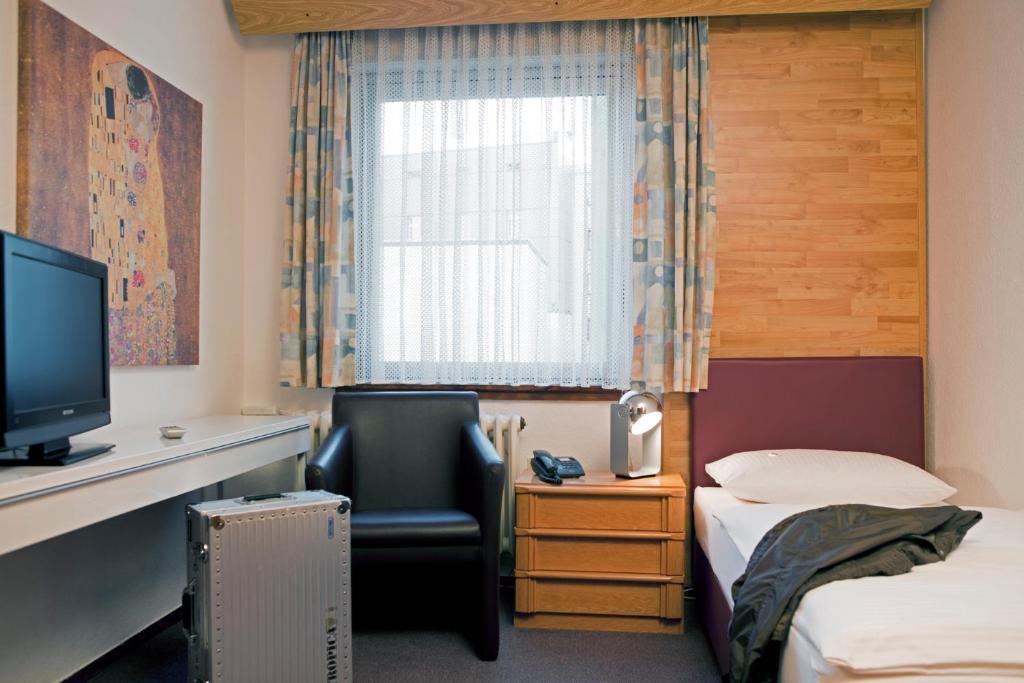 Hotel Erbprinzenhof Καρλσρούη Δωμάτιο φωτογραφία